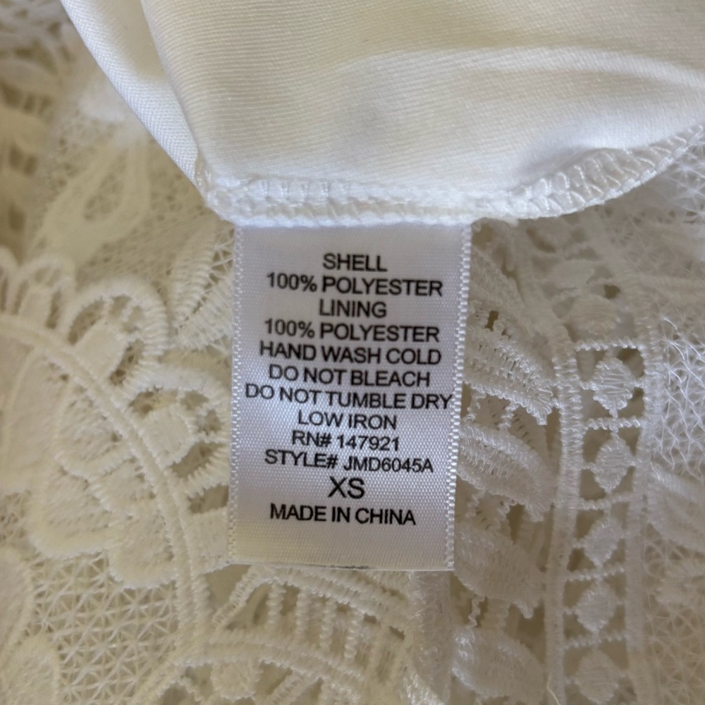 Lulu's White V-Neck Lace Midi Dress with Scalloped Hem Size XS - Picture 12 of 12